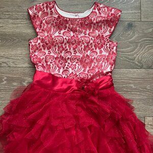 Jona Michelle Red Lace Tiered Special Occasion Formal Dress Size 8